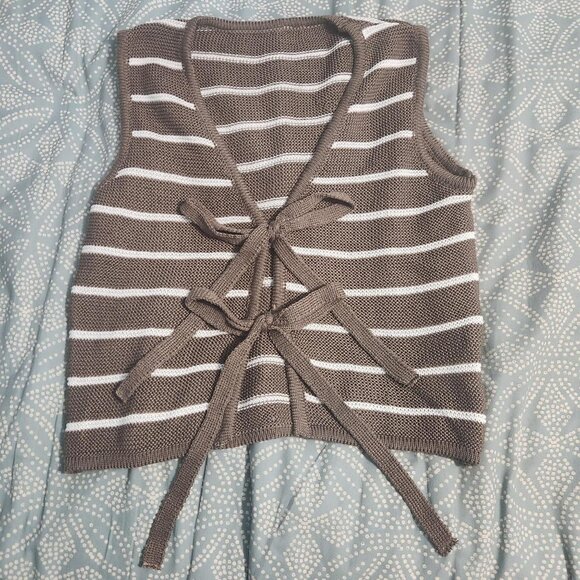 Women's White and Brown Crop-top - Picture 1 of 2